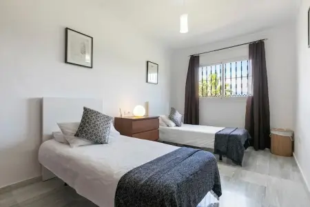 Brisas del Golf, Villa moderne à Alhaurín el Grande avec piscine - Photo 18