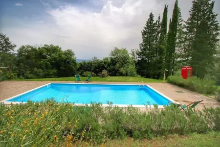 Casa Stefania, Gîte rustique à Scheggia avec piscine - Photo 9