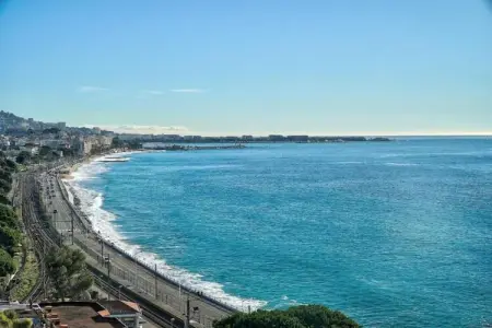 Vue mer, Belle villa à Cannes, du 18e siècle avec piscine privée et vue mer - Photo 30