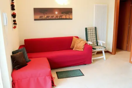 Lady Anna Tre, Appartement de campagne paisible avec piscine - Photo 1