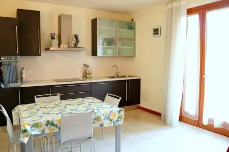 Lady Anna Tre, Appartement de campagne paisible avec piscine - Photo 11