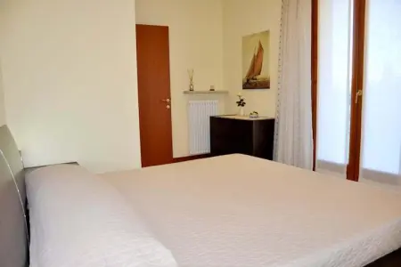 Lady Anna Tre, Appartement de campagne paisible avec piscine - Photo 14