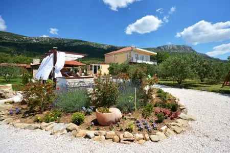 Villa Oliva, Villa confortable à Kaštel Lukšic sur le Mont Kozjak - Photo 30