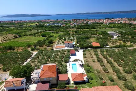 Villa Oliva, Villa confortable à Kaštel Lukšic sur le Mont Kozjak - Photo 32