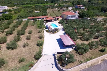 Villa Oliva, Villa confortable à Kaštel Lukšic sur le Mont Kozjak - Photo 34