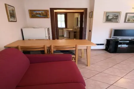 Casara Elle Otto, Maison de vacances bien décorée avec piscine en Lazise - Photo 16