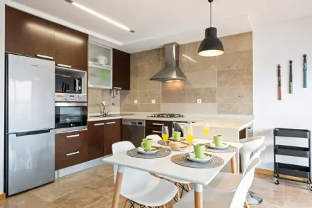 View on the Bay, Villa attractive à Salir Do Porto avec piscine - Photo 10