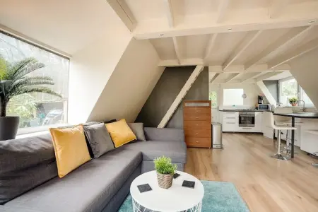 Soor & Long, Superbe habitation située aux abords d'un lac à 7KM de Maastricht - Photo 8