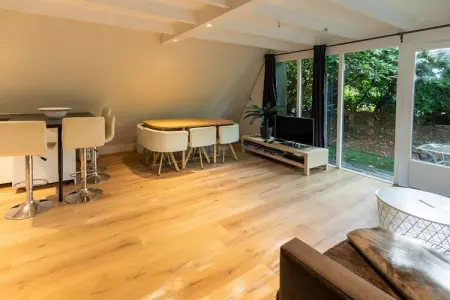 Soor & Long, Superbe habitation située aux abords d'un lac à 7KM de Maastricht - Photo 10