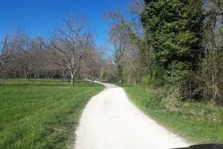 Le Pigeonnier, Maison de vacances à Bouzic dans sud de la France près prés - Photo 25