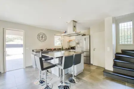 Villa Charlotte, Villa confortable au Plan-de-la-tour avec piscine privée - Photo 3