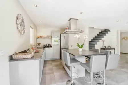 Villa Charlotte, Villa confortable au Plan-de-la-tour avec piscine privée - Photo 16