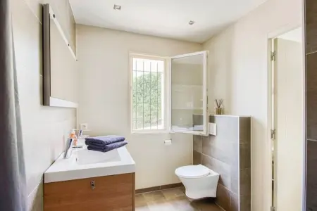 Villa Charlotte, Villa confortable au Plan-de-la-tour avec piscine privée - Photo 32