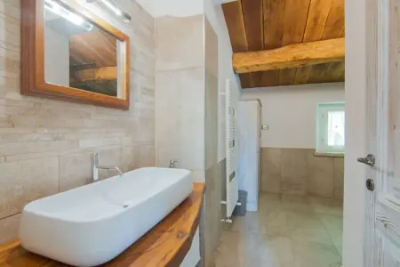 Ca Luigi, Villa chic à Acqualagna avec jacuzzi et jardin privé - Photo 34