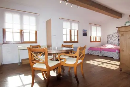 La Caleche, Très beau gite avec studio sur un domaine avec piscine chauffée. - Photo 12