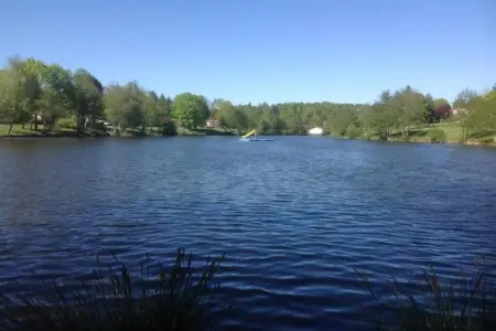 Le Castel, Belle maison spacieuse sur une belle propriété avec une piscine chauffée. - Photo 35