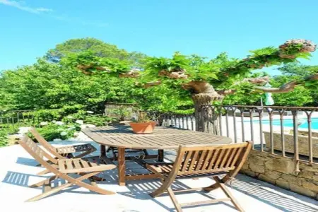 Les Demoiselles, Les Demoiselles - Photo 27