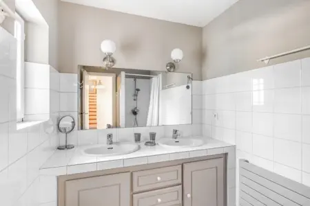 Les Demoiselles, Les Demoiselles - Photo 29