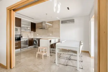 Your Beautiful Portuguese House, Maison de vacances moderne à Salir do Porto avec piscine - Photo 15