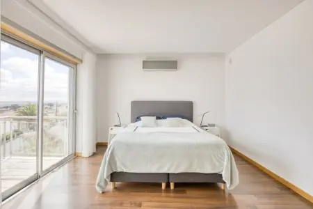 Your Beautiful Portuguese House, Maison de vacances moderne à Salir do Porto avec piscine - Photo 18