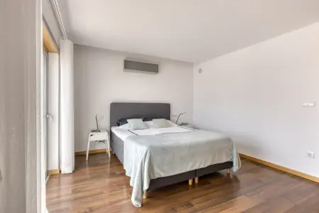 Your Beautiful Portuguese House, Maison de vacances moderne à Salir do Porto avec piscine - Photo 20