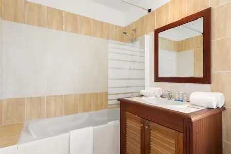 Le Domaine de Fontenelles 5, Villa spacieuse avec piscine privée proche terrain de golf - Photo 15