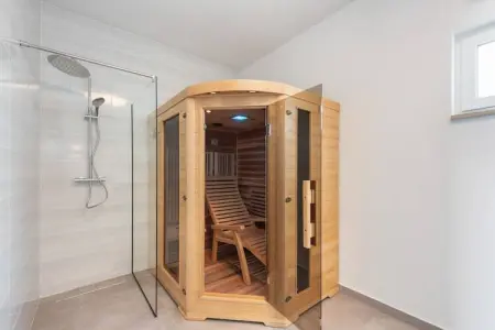 Resort More 1, Maison de vacances premium à Vir avec sauna - Photo 2