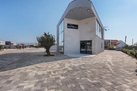 Resort More 3, Maison de vacances exotique à Vir avec bain à remous - Photo 18