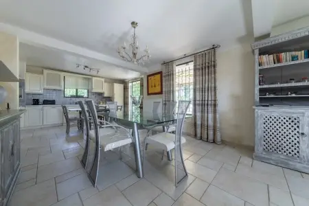 Villa Carpentras, Villa Carpentras  avec piscine, proche D'Avignon et du Parc Spirou - Photo 3