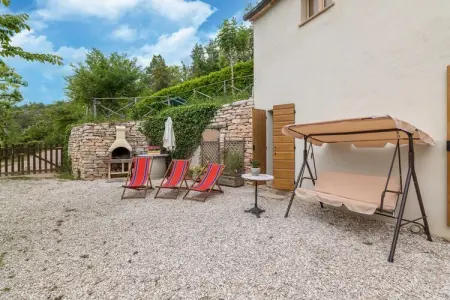 Il Conio Viola, Maison de vacances avec piscine, dans un endroit calme près d'Acqualagna - Photo 6
