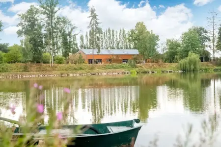 Le Gîte du Lac Privé, Gîte premium à Florennes face à un lac à poissons privé dans la forêt - Photo 28