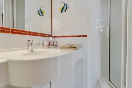 La Mastannière, Maison de vacances attrayante aux Adrets de l'Esterel avec piscine - Photo 20