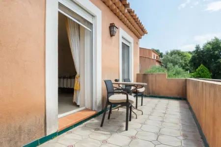 La Mastannière, Maison de vacances attrayante aux Adrets de l'Esterel avec piscine - Photo 27