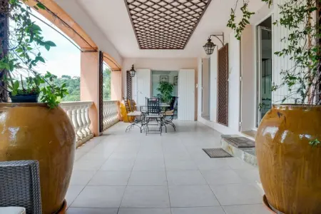 La Mastannière, Maison de vacances attrayante aux Adrets de l'Esterel avec piscine - Photo 28