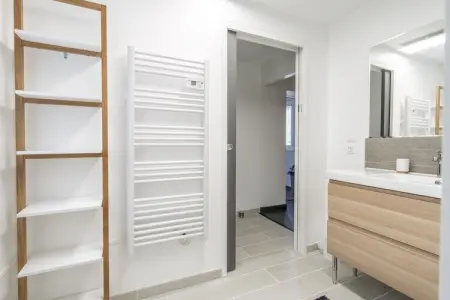 Villa Denise, Villa spacieuse avec terrasse à 200 mètres de l'Orb - Photo 32