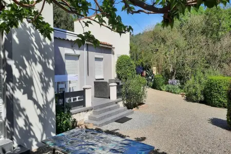 Villa Denise, Villa spacieuse avec terrasse à 200 mètres de l'Orb - Photo 44