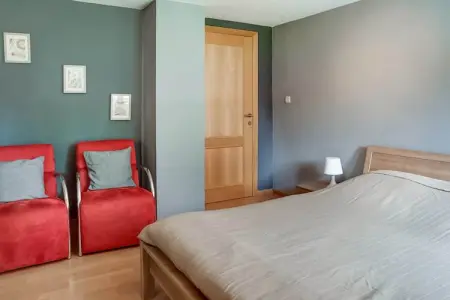 Gîte de 8 personnes avec piscine, Superbe villa près de Hamoir avec piscine privée et jardin - Photo 19