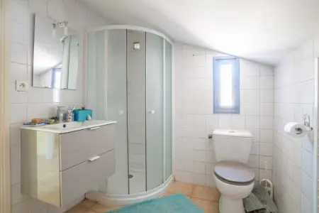 Gite au pied du Mont Ventoux à Bedoin, Maison de vacances élégante au Bédoin avec jardin - Photo 13