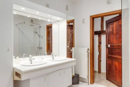 Jules & Paula, Maison de vacances attrayante à Viroinval, près de la forêt - Photo 27