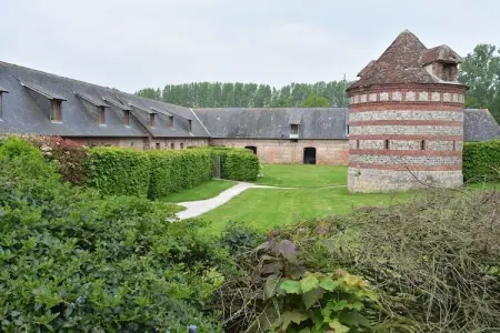 Gite Saint Julien, Spacieux gîte avec jardin privé en Normandie - Photo 20