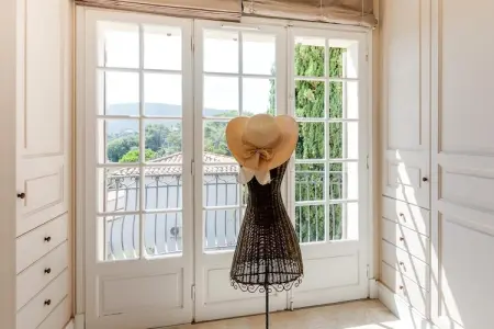 Villa Marguerite Sea View, Villa extravagante à Mandelieu-la-Napoule près de Cannes - Photo 25