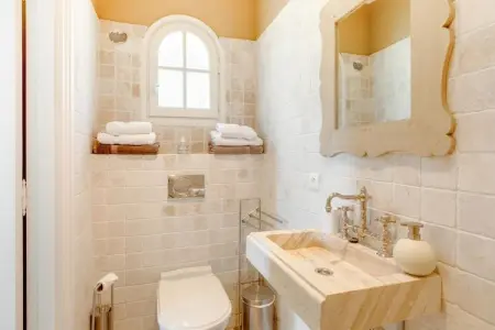 Villa Marguerite Sea View, Villa extravagante à Mandelieu-la-Napoule près de Cannes - Photo 30