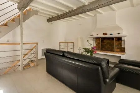 La vigneronne, Maison rénovée pour quatre dans le vieux village cathare de Montouliers - Photo 9