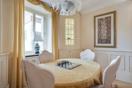 Villa d'epoca con ampio giardino lago di como, Villa accueillante à Lanzo d  Intelvi avec bibliothèque et jardin - Photo 14