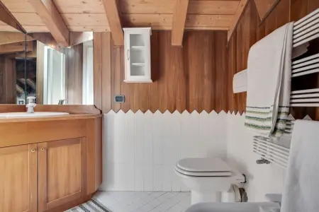 Villa d'epoca con ampio giardino lago di como, Villa accueillante à Lanzo d  Intelvi avec bibliothèque et jardin - Photo 26