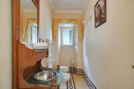 Villa d'epoca con ampio giardino lago di como, Villa accueillante à Lanzo d  Intelvi avec bibliothèque et jardin - Photo 27