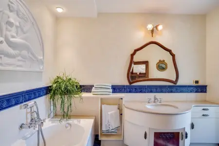 Villa d'epoca con ampio giardino lago di como, Villa accueillante à Lanzo d  Intelvi avec bibliothèque et jardin - Photo 32