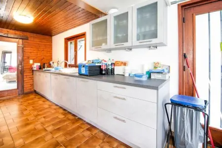 Au Coeur du Pêcheur, Chalet cosy à Jalhay avec terrasse à 5km des Hautes Fagnes - Photo 3