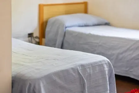 Villa Baglieri Guest House, Villa Sereine à Nissoria avec Piscine Privée et Jardin - Photo 16