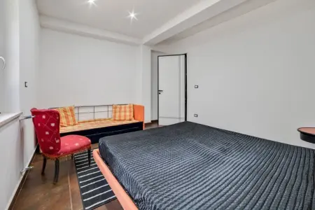 Villa Baglieri Guest House, Villa Sereine à Nissoria avec Piscine Privée et Jardin - Photo 17